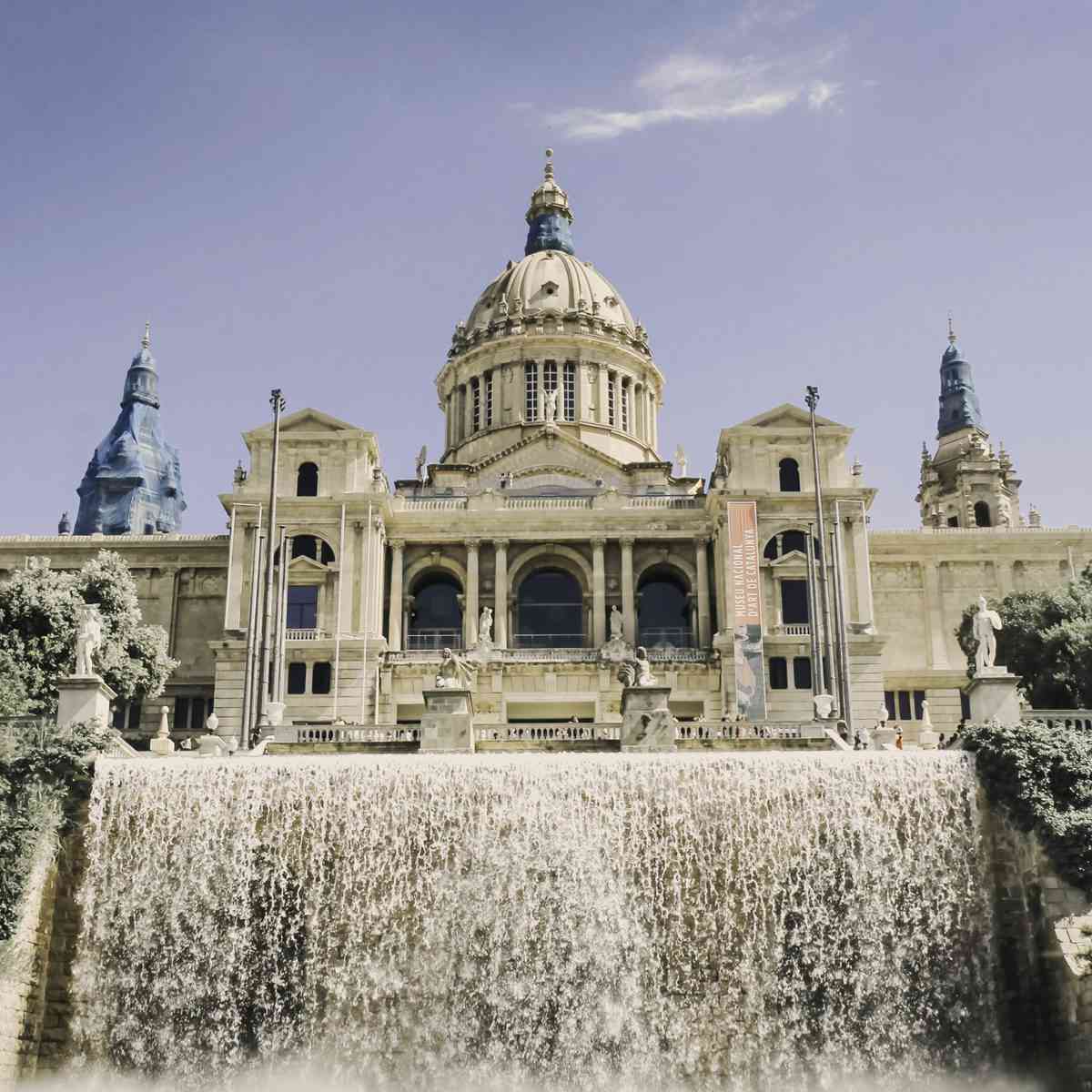 marked hjælp Begyndelsen Updated 2021 - Is Barcelona tap water safe to drink? Spain Water Source