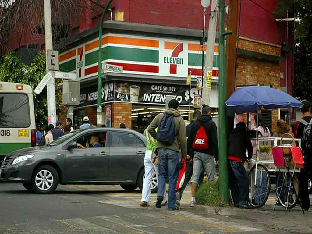 7 Eleven Convenience Store